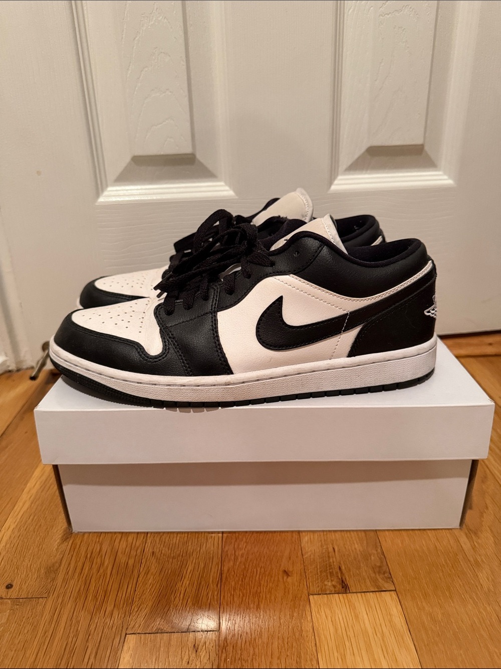 Nike Air Jordan 1 Low Black and White